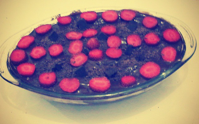 Pavê de chocolate com morango