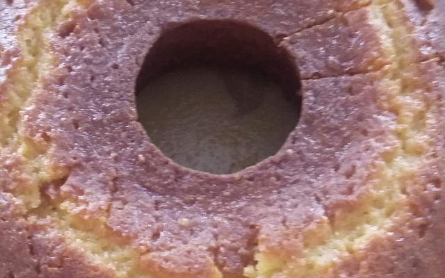 Bolo de laranja molhadinho