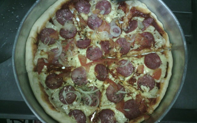 Pizza de calabresa