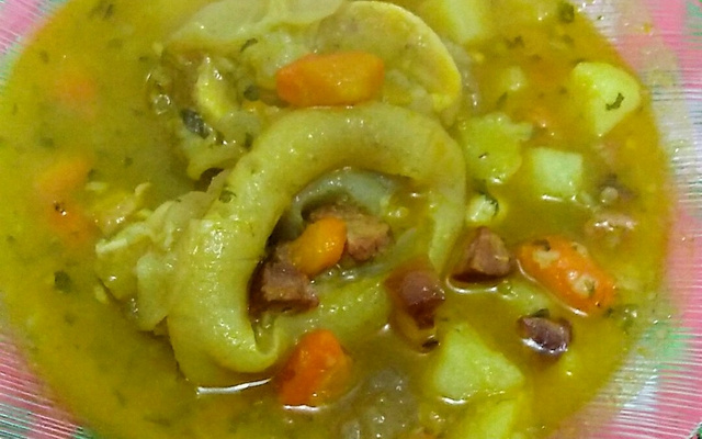 Caldo de mocotó