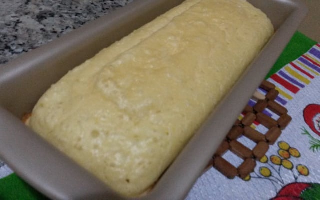 Pão de forma sem glúten de liquidificador