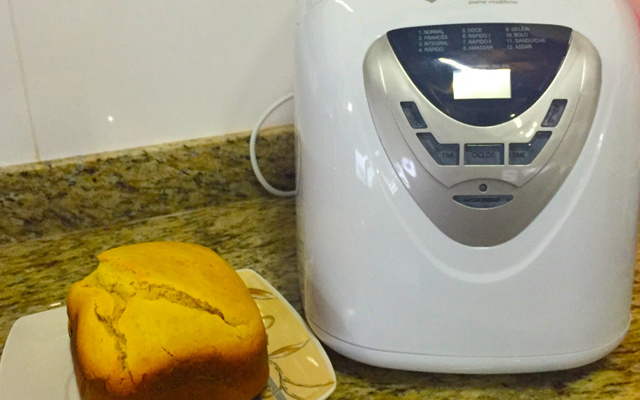 Pão rápido na máquina de pão