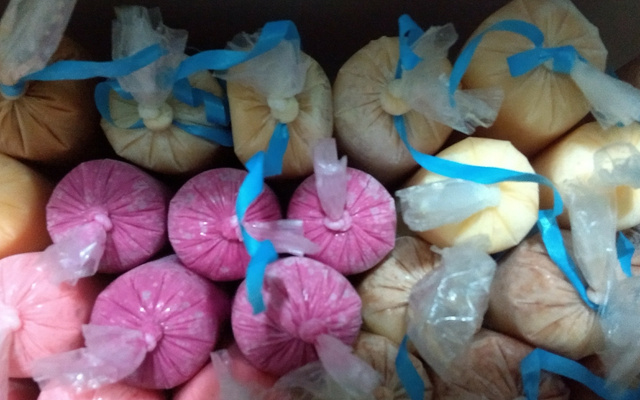 Sacolé com suco em pó