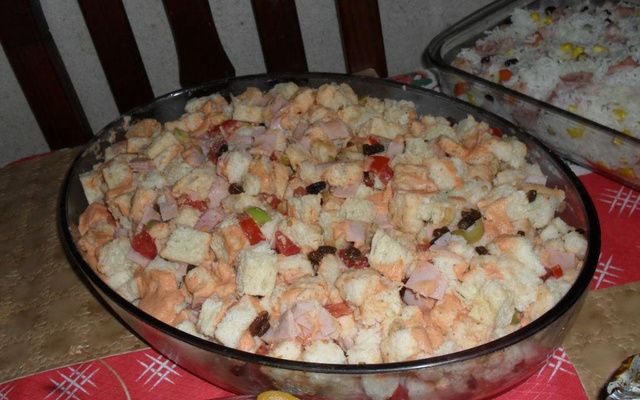 Salada de pão de forma