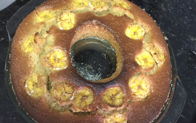Bolo de banana (prático e fácil)