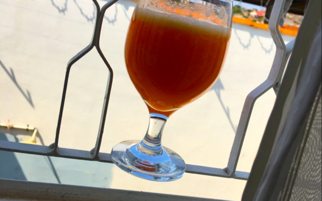 Suco de laranja com mamão