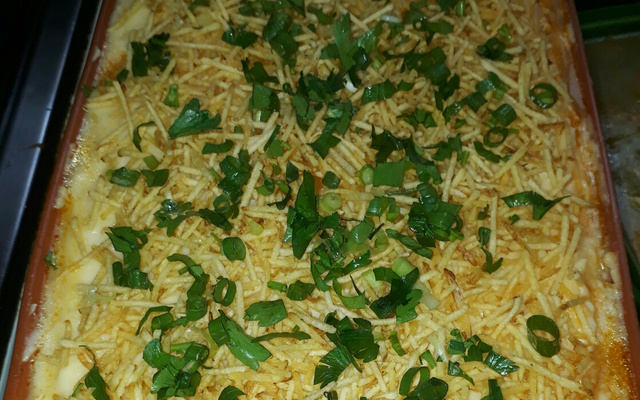 Escondidinho de requeijão com carne moída