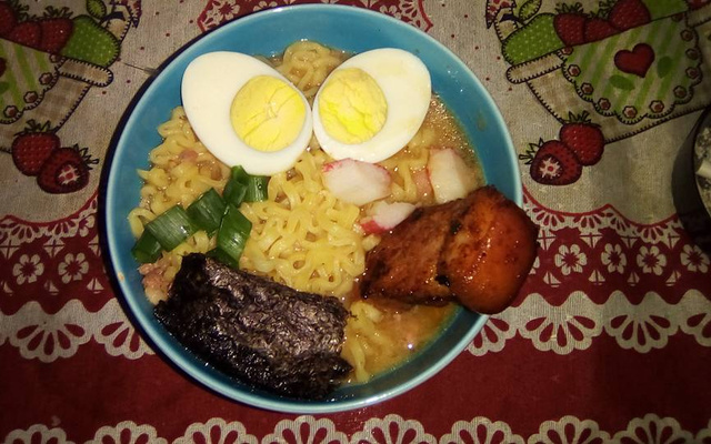 Ichiraku miso ramen (Lamen do Naruto)