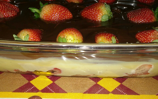 Bombom aberto de morango