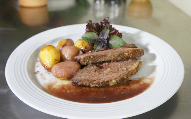 Picanha de forno com batatas