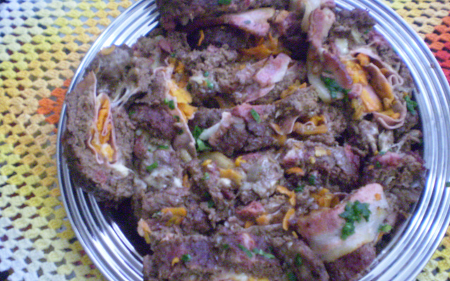 Rocambole de carne moída