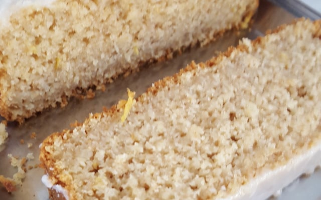 Bolo de limão integral e saudável