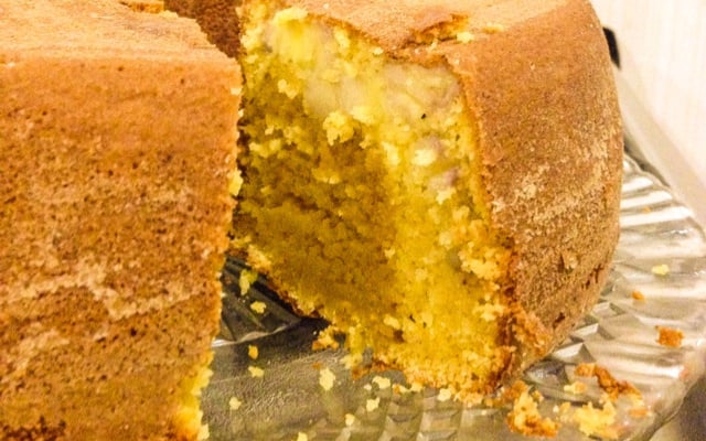 Broa de fubá com banana