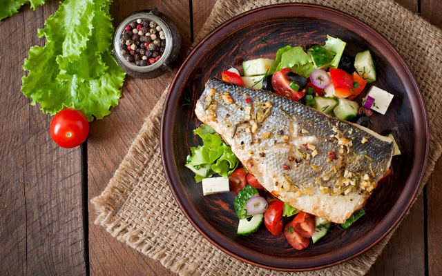 Tainha recheada com camarão