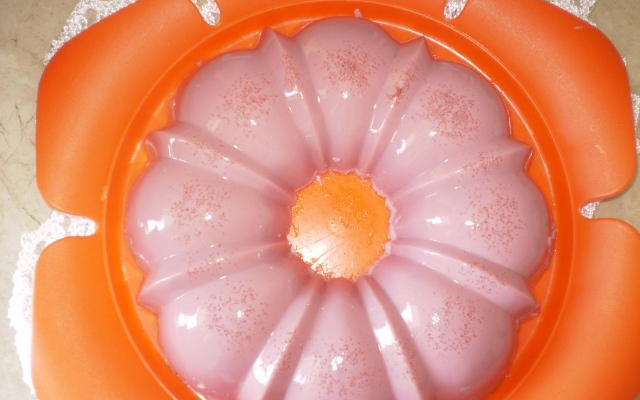 Sorvete de desenformar com calda