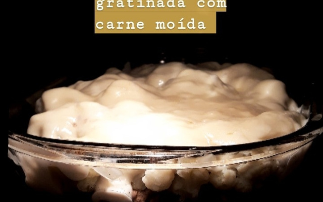 Couve-flor gratinada com carne moída