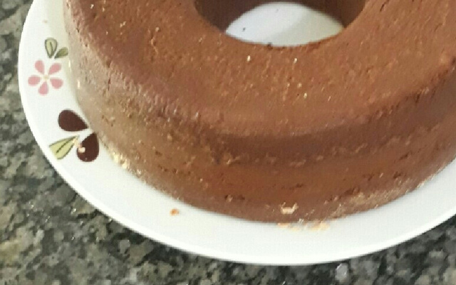 Bolo de milharina com leite condensado