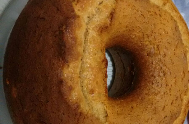 Bolo de paçoca com iogurte