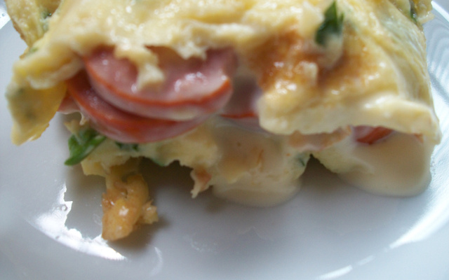Omelete de salsicha
