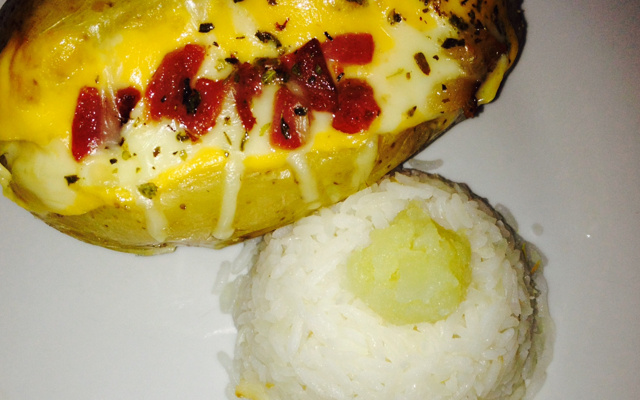 Batata recheada com bacon