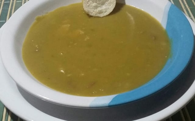 Sopa de ervilha na pressão