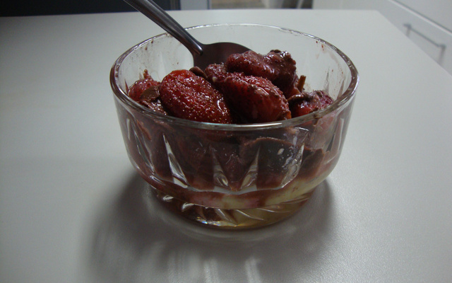 Pavê de morangos com chocolate do Lúcio Cezar