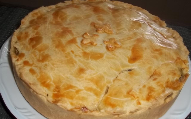 Empadão de palmito e presunto