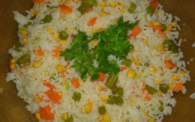 Arroz colorido simples