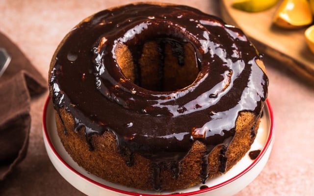 Cobertura de chocolate para bolo brilhante e lisinha sem talhar