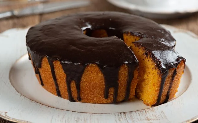 Cobertura de chocolate para bolo