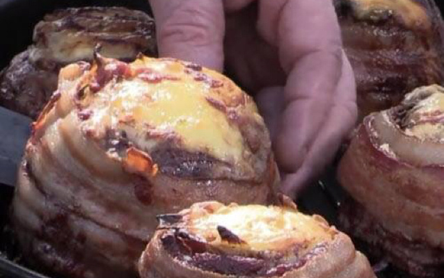 Almôndega recheada ao forno