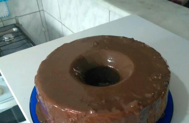 Cobertura de chocolate com leite condensado