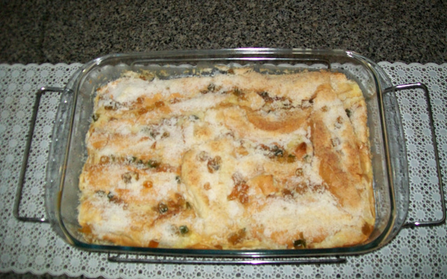 Assado de pão amanhecido