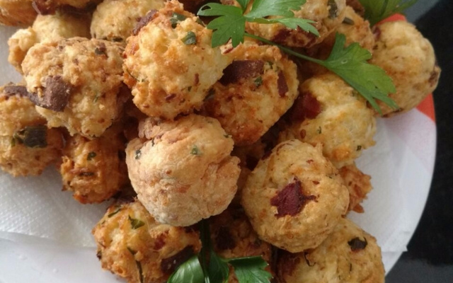 Bolinho de arroz simples da Valéria