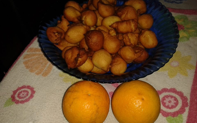 Bolinho de chuva com laranja
