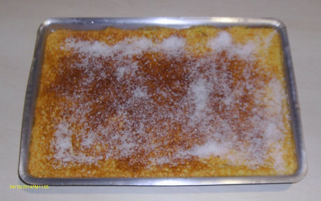 Bolo simples e rápido de leite condensado