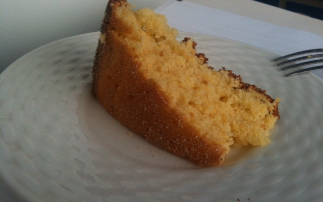 Bolo de fubá polentina