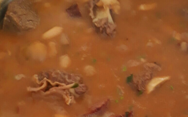 Feijão branco com costela