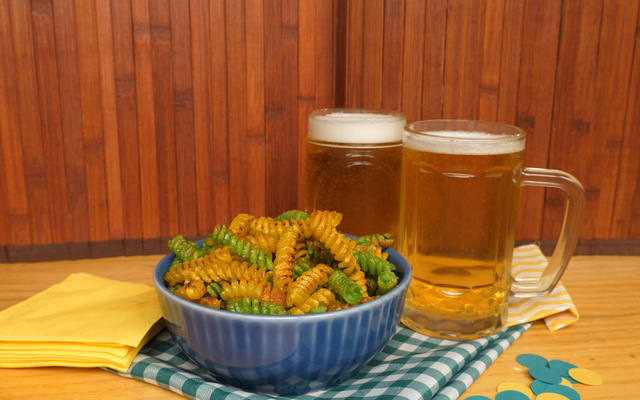 Torresmo de macarrão