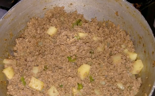 Carne moída com mandioquinha