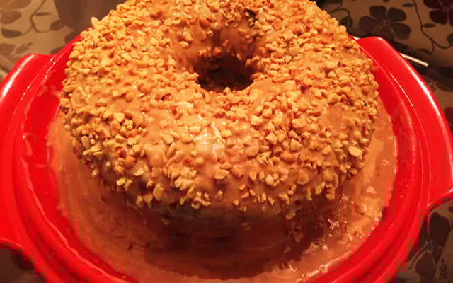 Bolo molhadinho de doce de leite