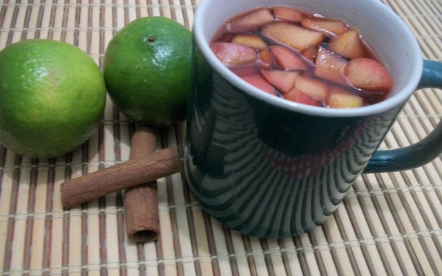 Vinho quente com especiarias