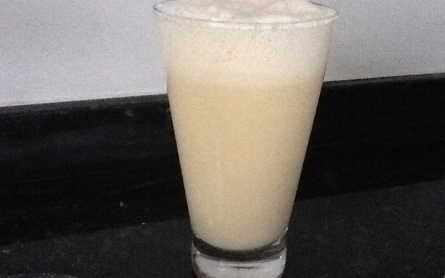 Suco de maracujá com leite