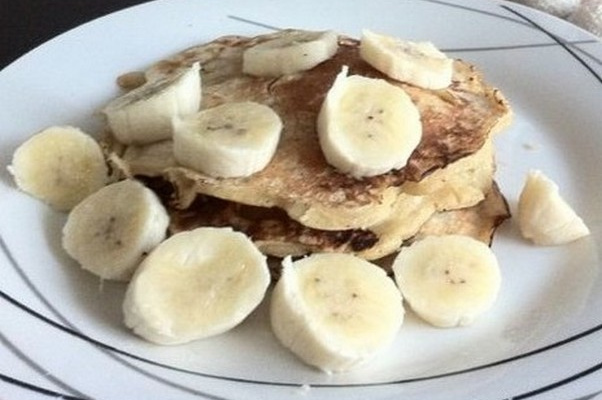 Panqueca de banana e aveia