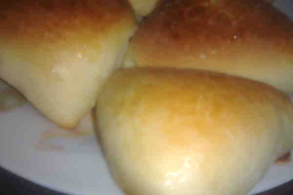 Esfiha de carne temperada