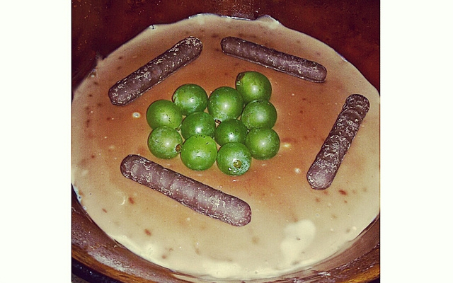 Doce de uva com chocolate