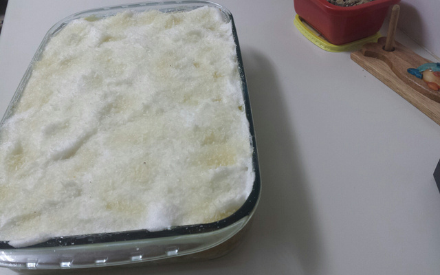 Bolo de abacaxi com creme