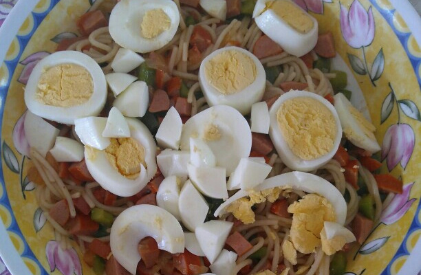 Macarrão com salsicha