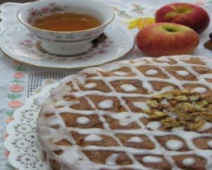 Bolo de maçãs e canela