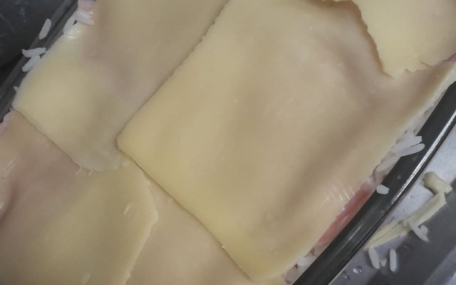 Arroz de forno com carne moída